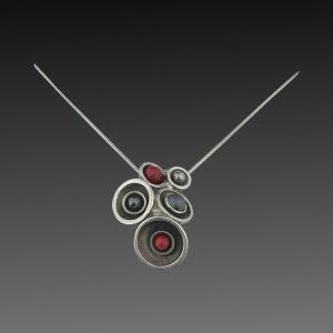 collier-acier-inoxydable-etain-rouge-pendentif-sc13 collier pendentif rouge
